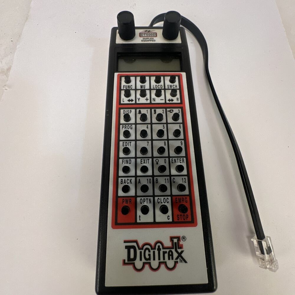Digitrax DT500D Advanced Duplex Radio Equipped Super Throttle